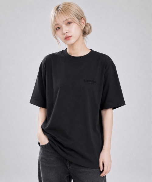FOG ESSENTIALS(エフオージーエッセンシャルズ)の「【FOG ESSENTIALS】エッセンシャルズ FRONT BACK LOGO PRINT BOXY TEE SS ロゴ Tシャツ(Tシャツ/カットソー・メンズ・オートミール/ブラック/ホワイト系その他・MEDIUM/SMALL/X-LARGE/LARGE)」の9枚目の写真