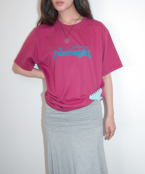 HOMEBODY THINGS(ホームバディ ティングズ)の「Homegirl Graphic Tee (BURGUNDY)(Tシャツ/カットソー・レディース・その他・FREE)」の1枚目の写真