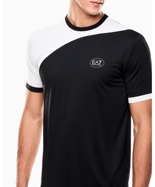 EMPORIO ARMANI EA7(エンポリオアルマーニイーエーセブン)の「【エンポリオ アルマーニ EA7】Tennis Pro クルーネックTシャツ VENTUS7テクニカルファブリック(Tシャツ/カットソー・メンズ・ブラック/ネイビー/グリーン/ライトグレー・MEDIUM/LARGE/XX-LARGE/SMALL)」の6枚目の写真
