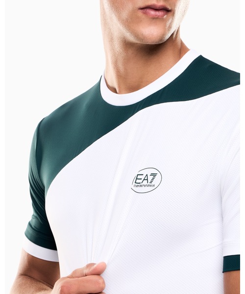 EMPORIO ARMANI EA7(エンポリオアルマーニイーエーセブン)の「【エンポリオ アルマーニ EA7】Tennis Pro クルーネックTシャツ VENTUS7テクニカルファブリック(Tシャツ/カットソー・メンズ・ブラック/ネイビー/グリーン/ライトグレー・MEDIUM/LARGE/XX-LARGE/SMALL)」の10枚目の写真