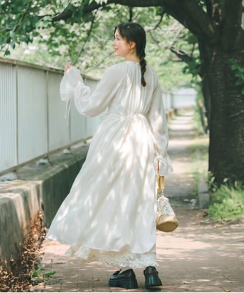 amr.(アムレ)の「キャンディフレアワンピース(ワンピース・レディース・ホワイト・FREE)」の3枚目の写真