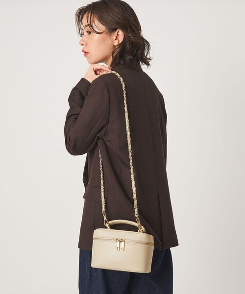 green label relaxing(グリーンレーベルリラクシング)の「<PRATO MADE IN ITALY> バニティバッグ(ショルダーバッグ・レディース・ベージュ/ブラック・FREE)」の7枚目の写真