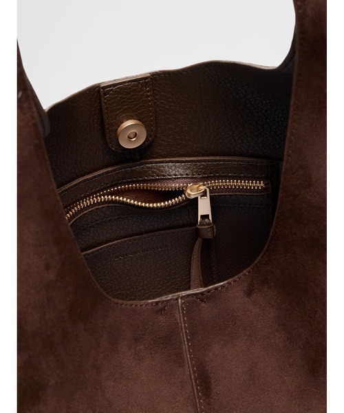 BANANA REPUBLIC FACTORY STORE(バナナリパブリック ファクトリーストア)の「BANANA REPUBLIC FACTORY STORE ヴィーガンスエード ミックスドメディア ミディアムスラウチートートバッグ(ショルダーバッグ・レディース・ブラック/ブラウン・ONE SIZE)」の8枚目の写真