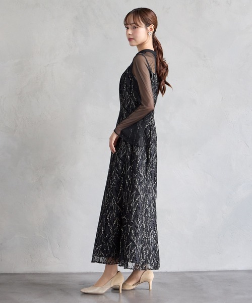 AIMER(エメ)の「チュールロングスリーブ幾何学フロッキー×プリントソフトマーメイドパーティードレス 結婚式 お呼ばれ ドレス 20代 30代 40代(ドレス・レディース・ブルーグレー/ベージュ/ブラック・MEDIUM)」の17枚目の写真