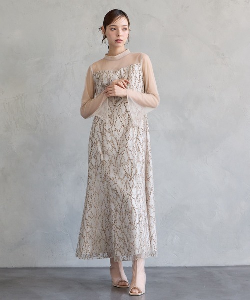 AIMER(エメ)の「チュールロングスリーブ幾何学フロッキー×プリントソフトマーメイドパーティードレス 結婚式 お呼ばれ ドレス 20代 30代 40代(ドレス・レディース・ブルーグレー/ベージュ/ブラック・MEDIUM)」の6枚目の写真