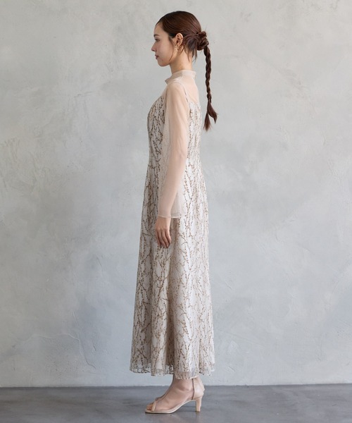 AIMER(エメ)の「チュールロングスリーブ幾何学フロッキー×プリントソフトマーメイドパーティードレス 結婚式 お呼ばれ ドレス 20代 30代 40代(ドレス・レディース・ブルーグレー/ベージュ/ブラック・MEDIUM)」の21枚目の写真