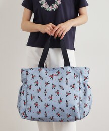 LAURA ASHLEY（ローラアシュレイ）の「【撥水加工/キャリーオン機能付き/底板取外可】トラベル トートバッグ ヴィンテージソルジャー柄（トートバッグ）」