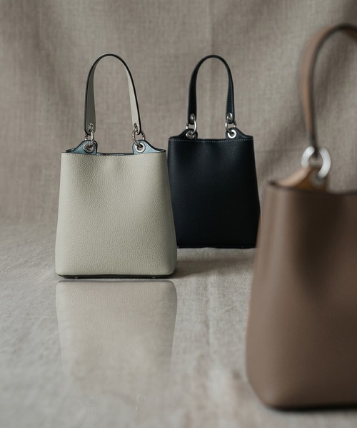 STYLE DELI(スタイルデリ)の「【BLK001】リアルレザークロスボディショルダーバッグ(ショルダーバッグ・レディース・ブラウン/ブラック/イエロー/カーキ・FREE)」の7枚目の写真