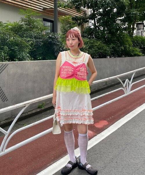 HELLO.SANFRANCISCO(ハローサンフランシスコ)の「【HELLO.SANFRANCISCO/ハローサンフランシスコ】プリントロゴチュールキャミビスチェ(タンクトップ・レディース・ピンク/グレー/アイボリー・ONE SIZE)」の19枚目の写真