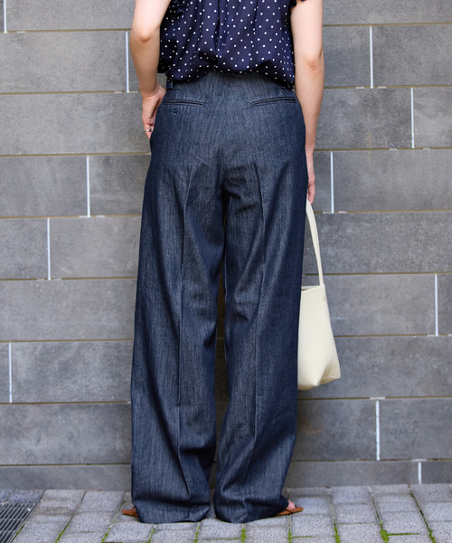 B.C STOCK(ベーセーストック)の「ウォッシャブル / DU JOUR / デュ ジュール MODERN SLACKS JEAN(デニムパンツ・レディース・ブラック系その他/ネイビー・36/38)」の15枚目の写真