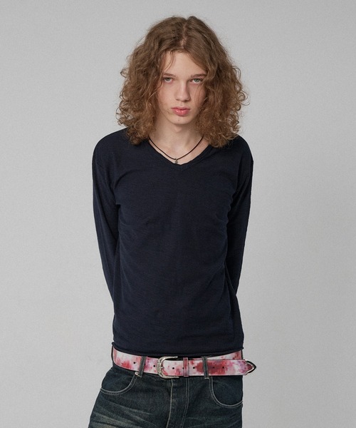 WISH FOR EVER(ウィッシュフォーエバー)の「ASSORT SLAB CROPPED COMPACT V NECK LONG SLEEVE/アソートスラブクロップドコンパクトVネックロングスリーブ(Tシャツ/カットソー・メンズ・ネイビー系/ネイビー/ブラック/ホワイト/チャコールグレー×ブラック/ブラウン/ワインレッド・SMALL/MEDIUM/LARGE)」の1枚目の写真