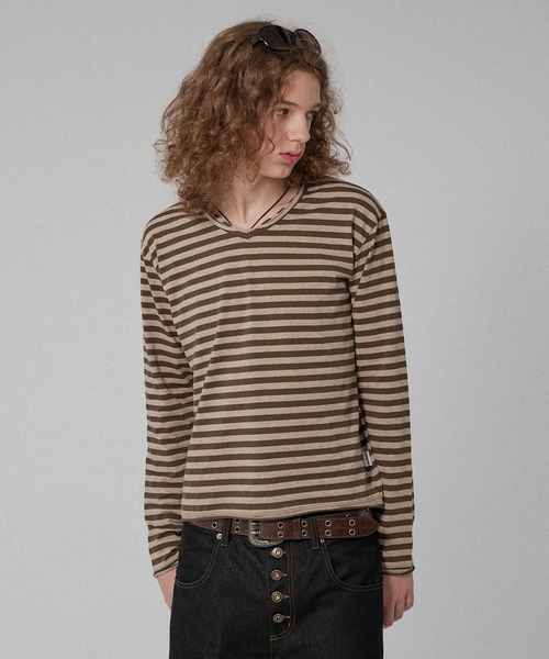 WISH FOR EVER(ウィッシュフォーエバー)の「ASSORT SLAB CROPPED COMPACT V NECK LONG SLEEVE/アソートスラブクロップドコンパクトVネックロングスリーブ(Tシャツ/カットソー・メンズ・ネイビー系/ネイビー/ブラック/ホワイト/チャコールグレー×ブラック/ブラウン/ワインレッド・SMALL/MEDIUM/LARGE)」の22枚目の写真