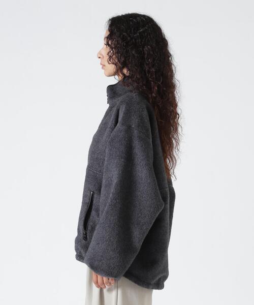 YENN(イエン)の「YENN(イエン)SHAGGY HALF ZIP JK(ブルゾン・レディース・チャコールグレー/ベージュ・F)」の14枚目の写真