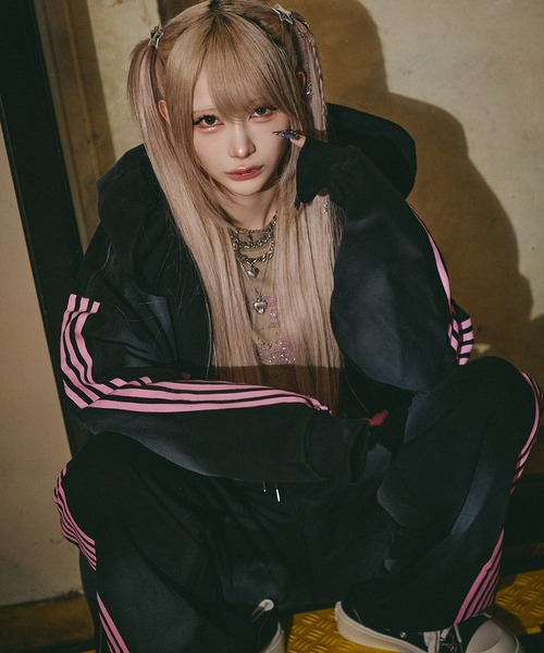 GALFY(ガルフィー)の「GALFY-全力汚し部SWTパーカー(パーカー・メンズ・ブラック/グレー/ピンク・XL/L)」の3枚目の写真