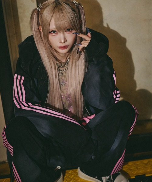 GALFY(ガルフィー)の「GALFY-全力汚し部SWTパーカー(パーカー・メンズ・ブラック/グレー/ピンク・XL/L)」の12枚目の写真