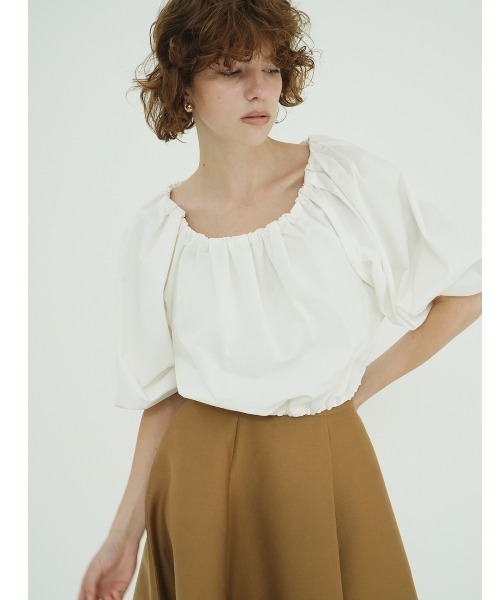 CLANE(クラネ)の「CLANE/クラネ/VOLUME SLEEVE CROPPED BLOUSE(Tシャツ/カットソー・レディース・ブラウン/その他18/ホワイト・1)」の14枚目の写真