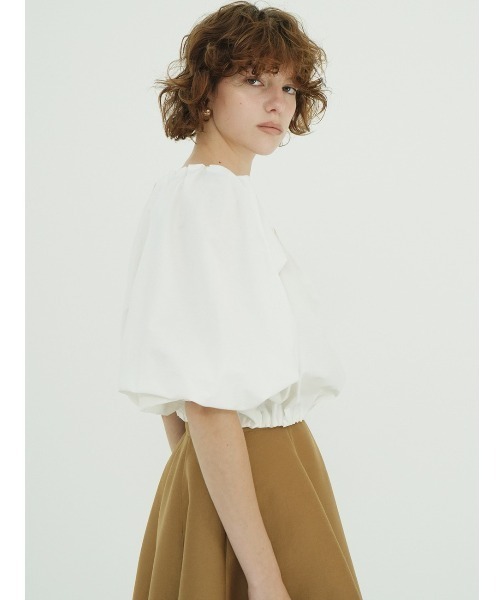 CLANE(クラネ)の「CLANE/クラネ/VOLUME SLEEVE CROPPED BLOUSE(Tシャツ/カットソー・レディース・ブラウン/その他18/ホワイト・1)」の15枚目の写真