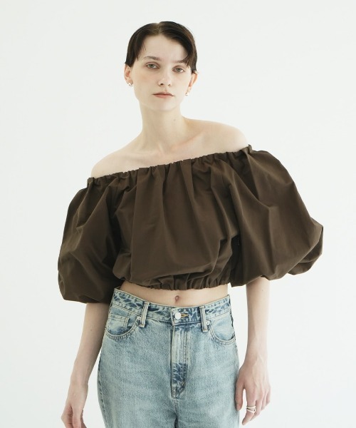 CLANE(クラネ)の「CLANE/クラネ/VOLUME SLEEVE CROPPED BLOUSE(Tシャツ/カットソー・レディース・ブラウン/その他18/ホワイト・1)」の20枚目の写真