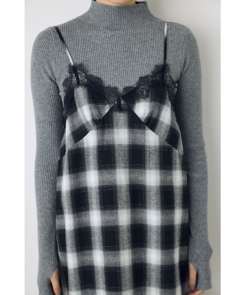 AZUL by moussy(アズールバイマウジー)の「【身長/骨格別着用画像あり】レースドッキングチェックキャミワンピース 秋服 冬服 レイヤード(ワンピース・レディース・ブラウン系その他/ブラック系その他・SMALL/MEDIUM)」の8枚目の写真
