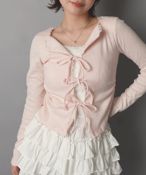 SPINNS(スピンズ)の「レイヤード風長袖カットソー/リボン/ドット/韓国ガーリー(Tシャツ/カットソー・レディース・ネイビー系1/アイボリー系1/ピンク系1・ONESIZE)」の3枚目の写真