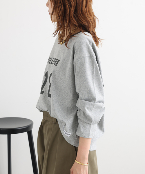 journal standard L'essage(ジャーナルスタンダードレサージュ)の「JANE SMITH*DICKIES*L'ESSAGE 別注ONE SHOULDERカットソー(Tシャツ/カットソー・レディース・エンジ/ブラック系その他/アイボリー/ライトグレー・FREE)」の14枚目の写真