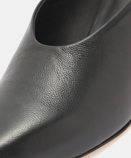 JVAM(ジェーヴィエーエム)の「JVAM/ジェイヴィエーエム MYLA MULE(パンプス・レディース・ブラック・23.5cm/24cm)」の8枚目の写真