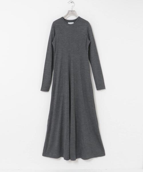 URBAN RESEARCH（アーバンリサーチ）の「new basic　WASHABLE WOOL LONG-SLEEVE ONE-PIECE（ワンピース・レディース・チャコールグレー/ブラック系その他/ホワイト系その他・38/36）」の8枚目の写真
