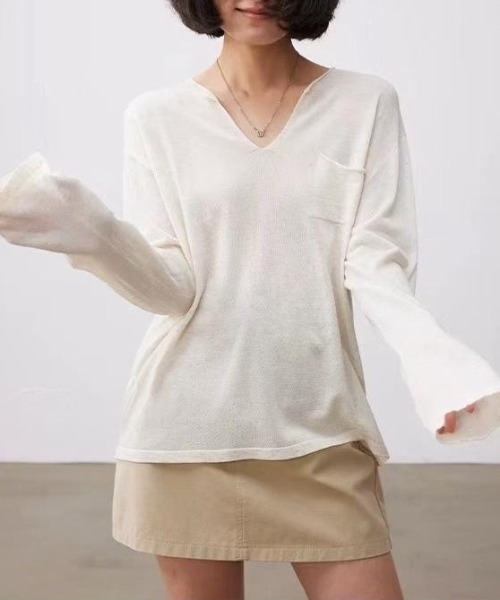 FLINEA(フリネア)の「Vネックリネンテンセル長袖Tシャツ(Tシャツ/カットソー・レディース・ライトブルー/ブラック/アイボリー・FREE)」の1枚目の写真