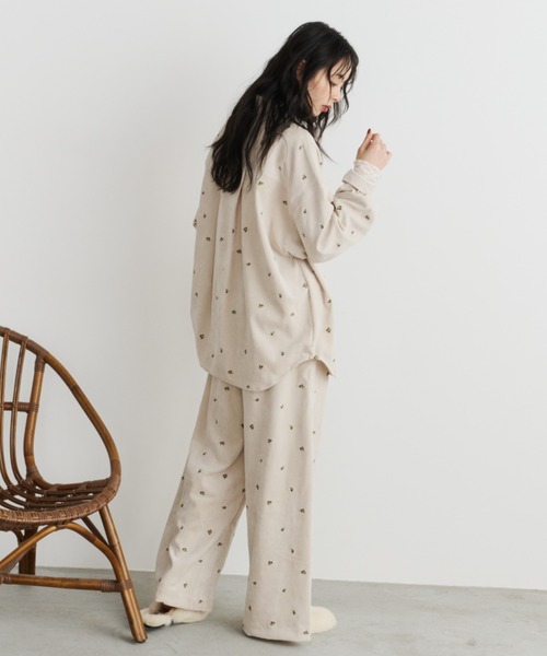 Unitage（ユニテージ）の「刺繍コーデュロイワイドパンツ（その他パンツ・レディース・ブラウン/アイボリー・FREE）」の17枚目の写真