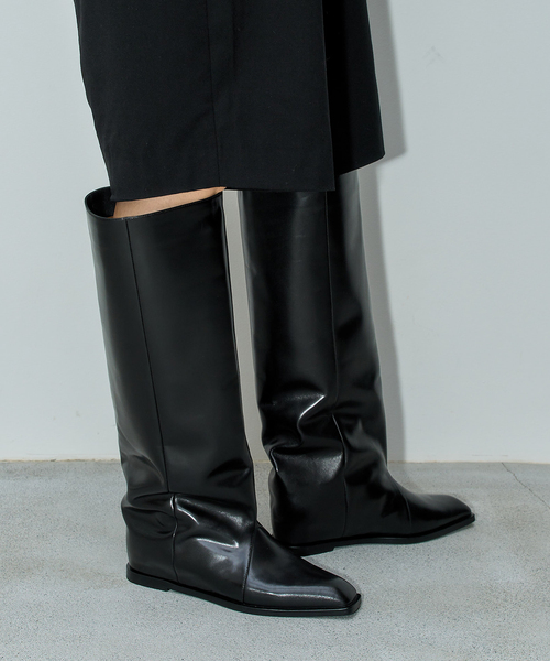GRISE(グリーズ)の「《/WEB+一部店舗限定》GRISEレザースクエアワイドシャフトロングブーツ(ブーツ・レディース・ブラック/ブラウン・X-LARGE/LARGE/MEDIUM/SMALL)」の6枚目の写真