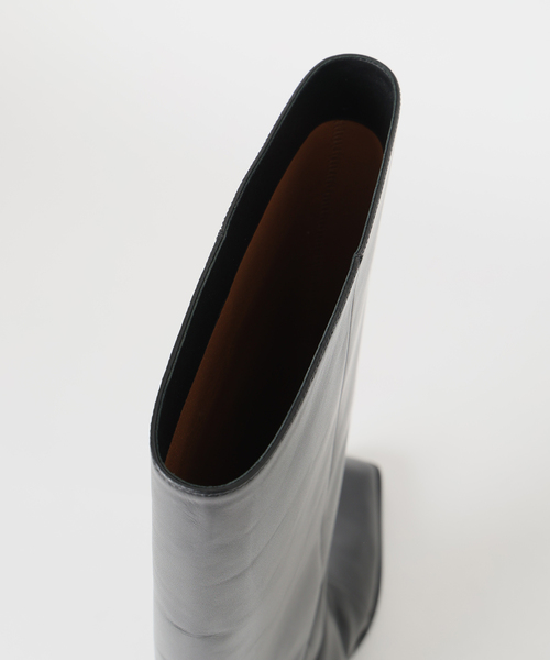 GRISE(グリーズ)の「《/WEB+一部店舗限定》GRISEレザースクエアワイドシャフトロングブーツ(ブーツ・レディース・ブラック/ブラウン・X-LARGE/LARGE/MEDIUM/SMALL)」の17枚目の写真