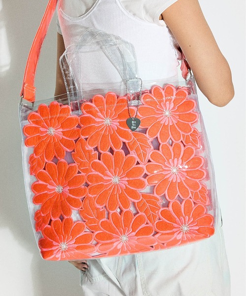 HEY!MrsROSE(ヘイミセスローズ)の「HEY! Mrs ROSE(ヘイ!ミセスローズ)Flower sandwich BAG(トートバッグ・レディース・ブラック/オレンジ/ベージュ・FREE)」の12枚目の写真