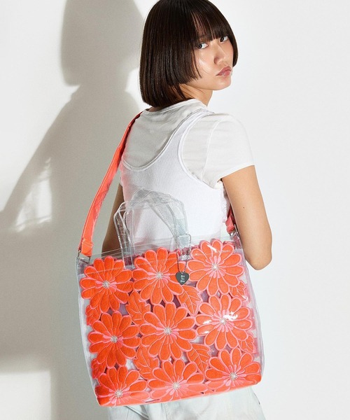 HEY!MrsROSE(ヘイミセスローズ)の「HEY! Mrs ROSE(ヘイ!ミセスローズ)Flower sandwich BAG(トートバッグ・レディース・ブラック/オレンジ/ベージュ・FREE)」の9枚目の写真