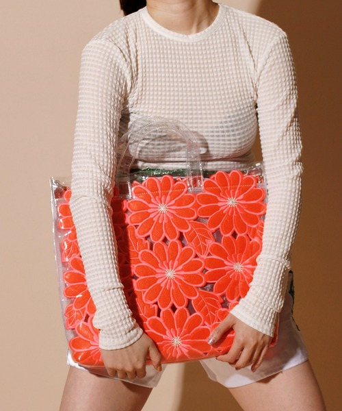 HEY!MrsROSE(ヘイミセスローズ)の「HEY! Mrs ROSE(ヘイ!ミセスローズ)Flower sandwich BAG(トートバッグ・レディース・ブラック/オレンジ/ベージュ・FREE)」の14枚目の写真