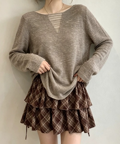 SHEPP（シープ）の「【26年秋冬新作】胸元シアーレイヤード Vネックロングスリーブニット（ニット/セーター・レディース・ダークグレー/アイボリー/ブラウン/ライトグレー・F）」の4枚目の写真