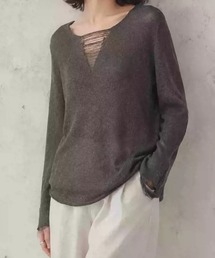 【26年秋冬新作】胸元シアーレイヤード Vネックロングスリーブニット