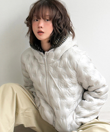 STAR LIGHTWEIGHT HOODED PADDING LIGHT GREY