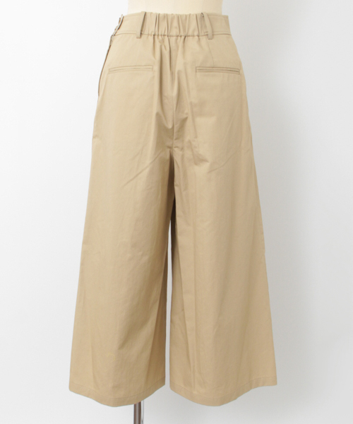 URBAN RESEARCH(アーバンリサーチ)の「UR 綿麻クロップドワイドパンツ(その他パンツ・レディース・ネイビー/ライトベージュ・38/36)」の7枚目の写真