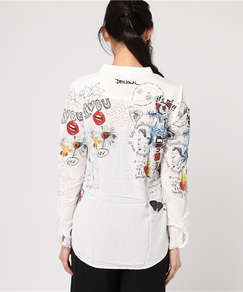Desigual（デシグアル）の「「Desigual/デシグアル」ブラウス（シャツ/ブラウス・レディース・ホワイト系その他・X-LARGE/X-SMALL/MEDIUM/LARGE/SMALL）」の4枚目の写真
