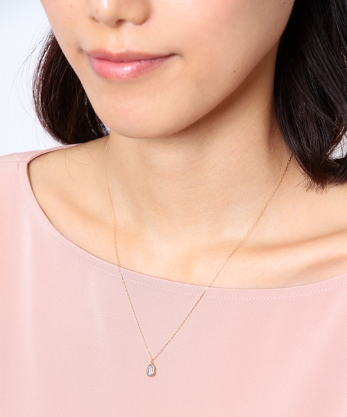 agete 淡いブルーのネックレス agete FIRST（アガットファースト）の