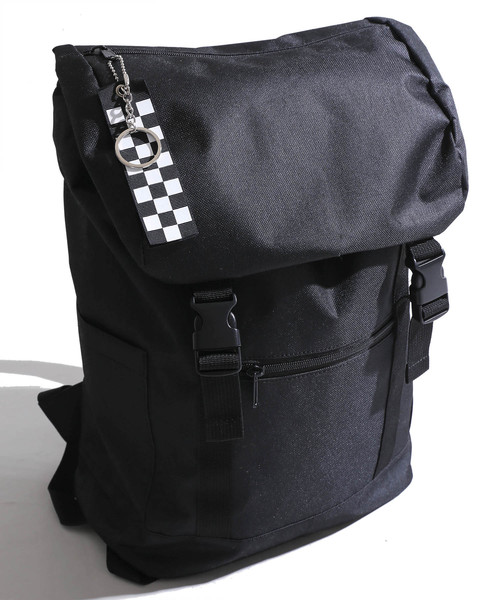 WEGO（ウィゴー）の「WEGO/テープチャーム付き無地リュック（バックパック/リュック・レディース・ホワイト系その他/ブラック系その他/ブラック・FREE）」の6枚目の写真