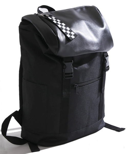 WEGO（ウィゴー）の「WEGO/テープチャーム付き無地リュック（バックパック/リュック・レディース・ホワイト系その他/ブラック系その他/ブラック・FREE）」の4枚目の写真