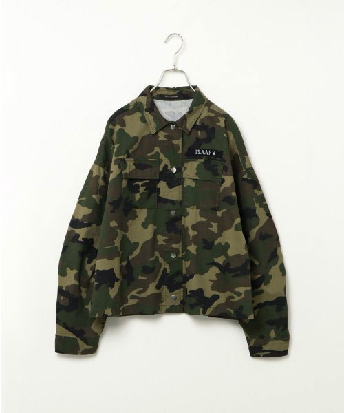 VENCEEXCHANGE(ヴァンスエクスチェンジ)の「ボリューム袖ミリタリーシャツジャケット(シャツ/ブラウス・レディース・ライトカーキ/グリーン/ダークグリーン/ダークカーキ・MEDIUM)」の2枚目の写真