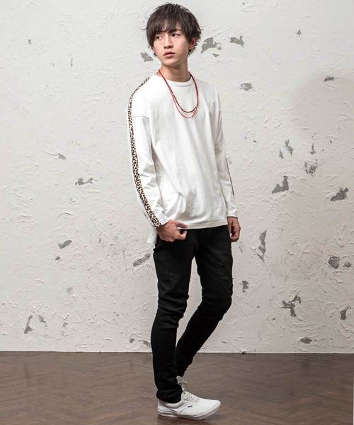 MinoriTY（マイノリティ）の「袖ラインロングスリーブTシャツ ロンT カットソー ヒョウ柄 レオパード（Tシャツ/カットソー・メンズ・ホワイト×ブラック/ホワイト系その他/ブラック系その他/ブラック×レッド/ホワイト×レッド・M/L）」の8枚目の写真