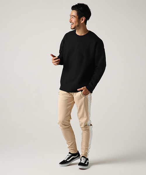 AZUL by moussy（アズールバイマウジー）の「サイドラインエステルジャージ裾ZIPパンツ（その他パンツ・メンズ・ブラック/ベージュ・SMALL/MEDIUM/LARGE）」の15枚目の写真