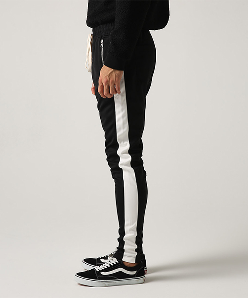 AZUL by moussy（アズールバイマウジー）の「サイドラインエステルジャージ裾ZIPパンツ（その他パンツ・メンズ・ブラック/ベージュ・SMALL/MEDIUM/LARGE）」の12枚目の写真