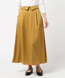 マットサテンタックミモレ丈フレアスカート