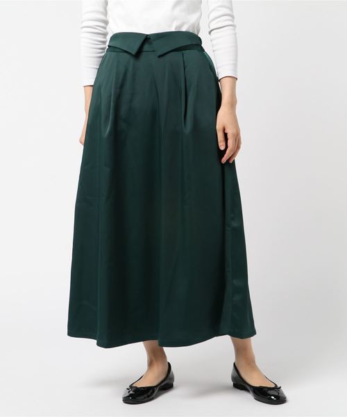 STYLEBLOCK（スタイルブロック）の「マットサテンタックミモレ丈フレアスカート（スカート・レディース・ブラック/レッド/イエロー/グリーン/アイボリー・M）」の4枚目の写真