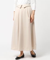 マットサテンタックミモレ丈フレアスカート