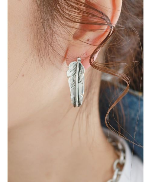 Ungrid アングリッド の フェザーピアス ピアス 両耳用 Wear